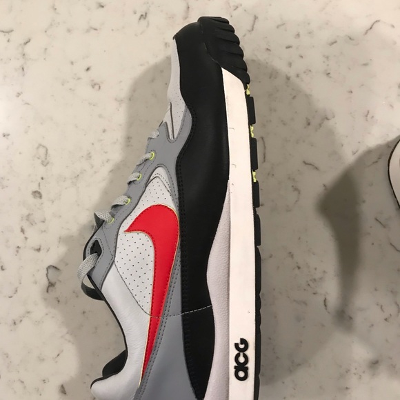 Nike ACG Wildwood size 13 men. This shoe new retails between $400-$2200. - Picture 3 of 9